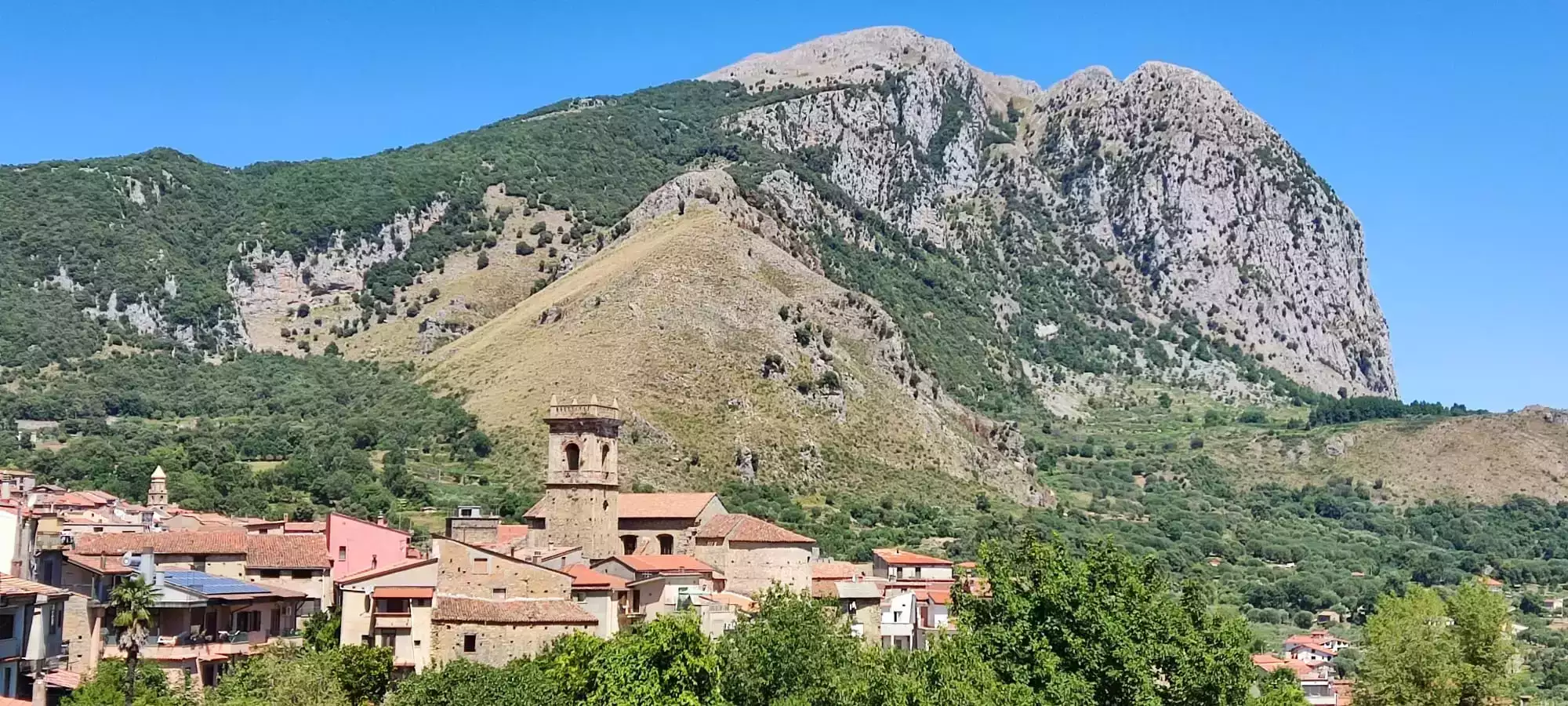 Un'immagine generica segnaposto con angoli arrotondati in una figura.